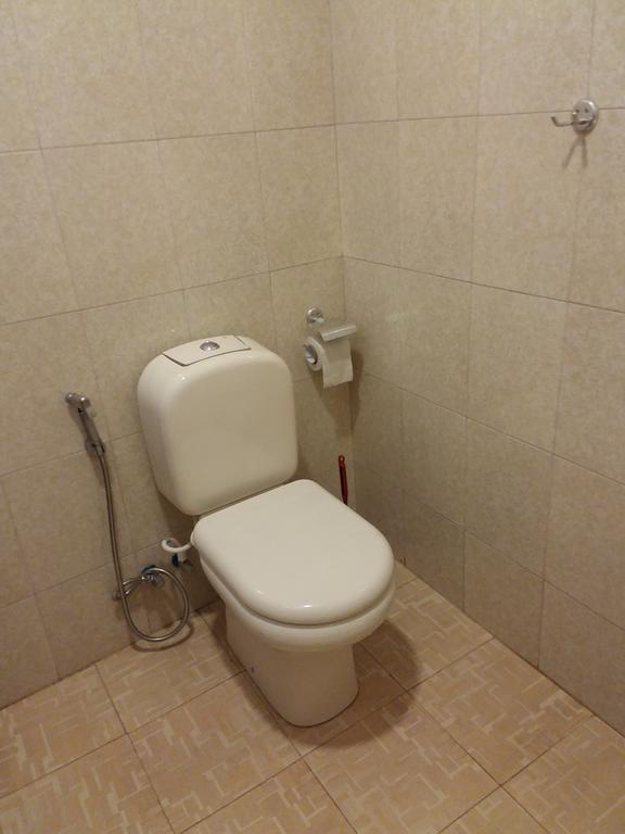 Green Lushy Home Stay Ела Екстериор снимка