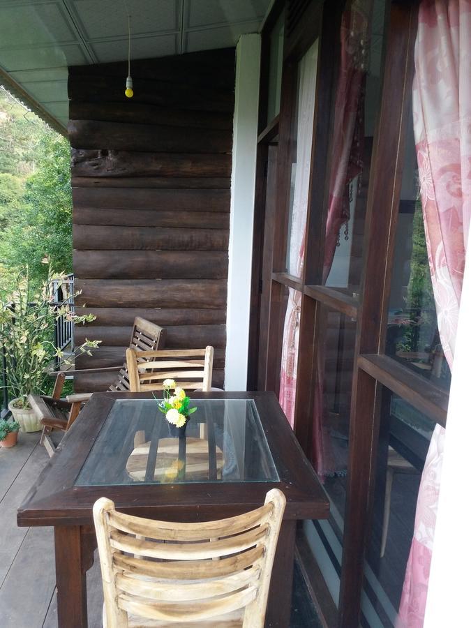 Green Lushy Home Stay Ела Екстериор снимка